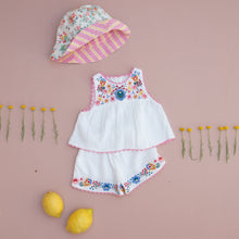 將圖片載入圖庫檢視器 Loiuse Misha - 白色棉紗刺繡上衣 2Y, 6Y