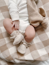 Load image into Gallery viewer, HVID - 羊毛襪鞋 (Cream)