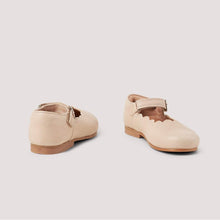 Load image into Gallery viewer, PETIT NORD - Scallop Mary Jane (Cream)