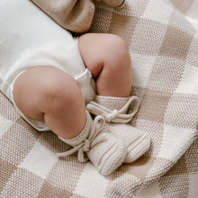 Load image into Gallery viewer, HVID - 羊毛襪鞋 (Cream)