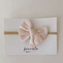 Load image into Gallery viewer, Pale Pink 蝴蝶結髮帶