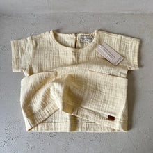 Load image into Gallery viewer, Guapoo - Muslin T-Shirt | Soft Yellow