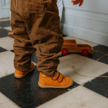 Load image into Gallery viewer, PETIT NORD - Every Day Shoe Velcro (Cognac)