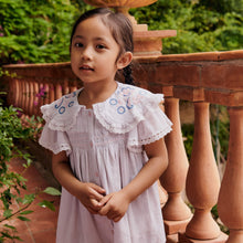 將圖片載入圖庫檢視器 Louise Misha 薰衣草紫洋裝 2Y, 6Y