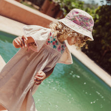 將圖片載入圖庫檢視器 Louise Misha - 米白色刺繡洋裝 (2-6Y)