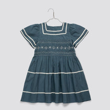 將圖片載入圖庫檢視器 Little Cotton Clothes - Penelope Smocked dress in Pier Blue (2Y-6Y)