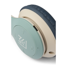 Load image into Gallery viewer, Liewood - Quinn Wireless Headphones - Peppermint Mix