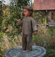 Load image into Gallery viewer, Organic Zoo - Olive Waffle Boxy Sweatshirt 3-4Y