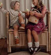 Load image into Gallery viewer, PETIT NORD - Low T-Bar Flower (Burgandy)