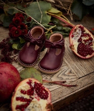 Load image into Gallery viewer, PETIT NORD - T-Bar Bow (Burgundy Patent)