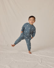 Load image into Gallery viewer, Quincy Mae - Relaxed Fleece Sweater + Pant Set (Silver Moons)