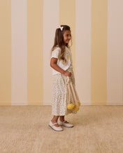 Load image into Gallery viewer, Rylee + Cru - Boxy Tee (Limone) 2-3Y