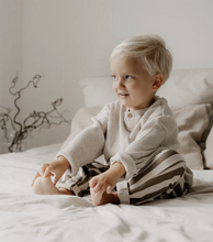 Load image into Gallery viewer, GUAPOO - 運動褲 (Khaki Stripes)