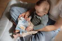 將圖片載入圖庫檢視器 Little Dutch - 可掛推車互動 (小) 布書- Forest Friends