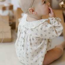 將圖片載入圖庫檢視器 Quincy Mae - 領子包屁裙 (Holly Berry)