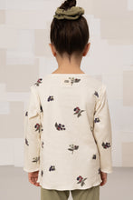 Load image into Gallery viewer, Studio Boheme - Lala T-Shirt (Ecru/Blackberries)
