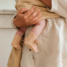 Load image into Gallery viewer, HVID - 羊毛襪鞋 (Apricot)