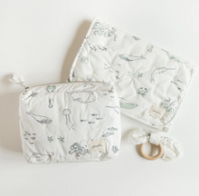 Load image into Gallery viewer, Pehr - Toiletry Bag (Aquatic)