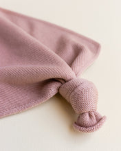 Load image into Gallery viewer, Teddy Tokki 熊熊羊毛安撫巾- Blush