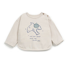 將圖片載入圖庫檢視器 Baby shirt with a space-themed design on a white background
