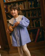 將圖片載入圖庫檢視器 Louise Misha - 復古蕾絲牛仔藍洋裝 2-5Y
