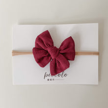 Load image into Gallery viewer, Burgandy Red 蝴蝶結髮帶
