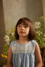 將圖片載入圖庫檢視器 Louise Misha - 刺繡背心上衣 (藍)
