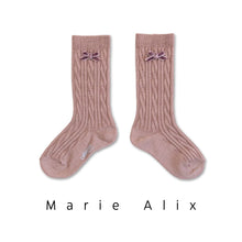 將圖片載入圖庫檢視器 [預購] Collegien | Marie Alix - 花蝴蝶結羊毛長襪 Old Rose
