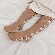 Load image into Gallery viewer, Collegien | Anthena - Jacquard Flower Pointelle Tights - Rose
