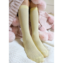Load image into Gallery viewer, [預購] Collegien | Anais - Lightweight Pointelle Knee Socks (Lamb)
