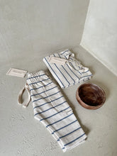Load image into Gallery viewer, Guapoo - Cozy Leggings | Smoky Stripes
