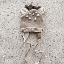 將圖片載入圖庫檢視器 Reindeer Knit Bonnet
