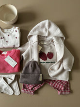 Load image into Gallery viewer, [預購] Guapoo - 衛衣 I Love You Beary Much
