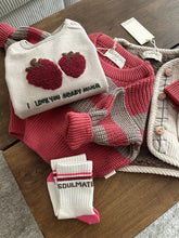 Load image into Gallery viewer, [預購] Guapoo - 衛衣 I Love You Beary Much
