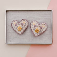 將圖片載入圖庫檢視器 Angelabon 刺繡髮夾 (紫 Heart)
