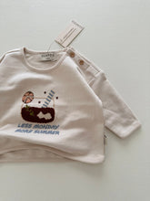 Load image into Gallery viewer, Guapoo - Cocktail Sweater | Oat
