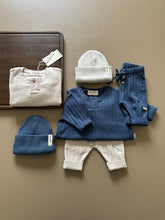 Load image into Gallery viewer, Guapoo - 羅文長褲 Deep Blue
