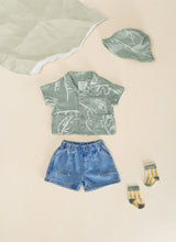 Load image into Gallery viewer, Play Up - Shirt with Leaf Print 24M
