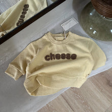 Load image into Gallery viewer, [預購] Guapoo - Cheese Sweater
