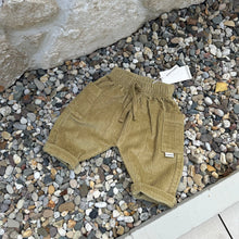 Load image into Gallery viewer, [預購] Guapoo - Corduroy Pants Olive
