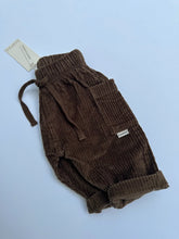 Load image into Gallery viewer, Guapoo - Corduroy Pants Wood

