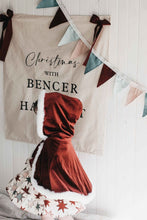 Load image into Gallery viewer, 🎄 Bencer and Hazelnut - Christmas Cape
