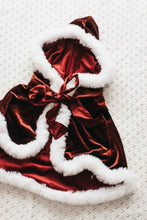 Load image into Gallery viewer, 🎄 Bencer and Hazelnut - Christmas Cape

