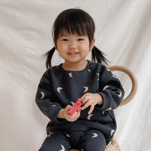 Load image into Gallery viewer, Organic Zoo - Charcoal Midnight Sweatshirt 1-2Y
