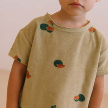 Load image into Gallery viewer, Studio Boheme - Terry T-Shirt (Golden Green/Watermelon)
