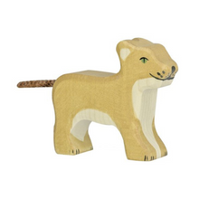 Load image into Gallery viewer, Holztiger - Lion, small, standing (小獅子,站立)
