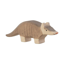 Load image into Gallery viewer, Holztiger - Armadillo (犰狳)
