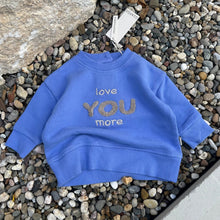 將圖片載入圖庫檢視器 [預購] Guapoo - Love You More Than Dessert Sweatshirt (Blue Sky)
