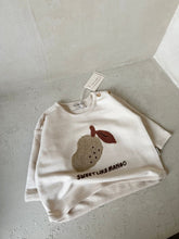 Load image into Gallery viewer, [預購] Guapoo - Sweet Like Mango Sweater
