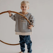 Load image into Gallery viewer, Guapoo - 衛衣 (藍條紋 Amore Mio)
